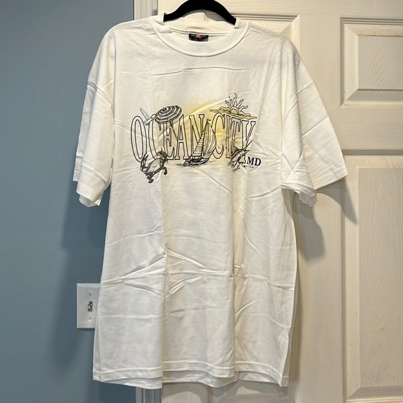 del sol Other - UV color changing tee
